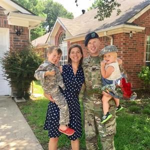 Meet your Posher, Dorris